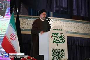 حاج قاسم یک مکتب است که با ترور و موشک از بین نمی&zwnj;رود