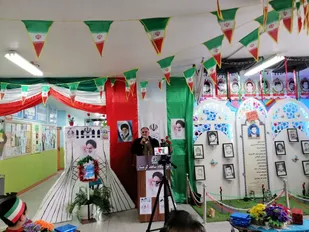 زنگ انقلاب در مدارس شهرستان گرمسار نواخته شد