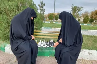 مسابقات ورزشی خواهران بسیجی در زاهدان برگزار گردید
