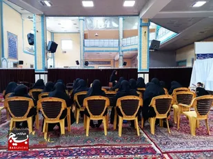 کارگاه دانش&zwnj;افزایی والدین در حوزه تربیت نوجوانان در قم برگزار شد