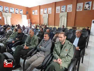 یادواره شهدای کارمند و کارگر با حضور مسئول تربیت بدنی و آموزش سازمان بسیج کشور در شهرستان باغملک