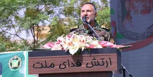 فرمانده نیروی زمینی ارتش: پیچیده&zwnj;ترین پهپادها را تولید می&zwnj;کنیم