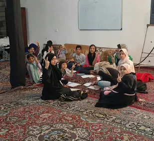حضور گروه جهادی شهید آوینی دانشگاه پیام نور در محله اسلامی فدک شاهرود+ تصاویر