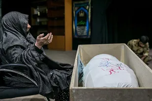 پایان غم دوری از فرزندان برای مادر شهیدان افشاری&zwnj;&zwnj;راد