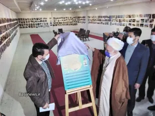 نمایشگاه عکس انقلاب اسلامی در اراک گشایش یافت+تصاویر