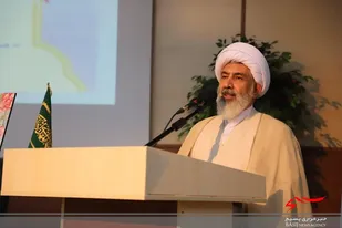 با تدابیر حکیمانه رهبر معظم انقلاب جبهه دشمنان از هم پاشیده است
