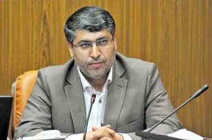 ضرورت توجه دولت به تولید پارچه چادر مشکی در داخل کشور