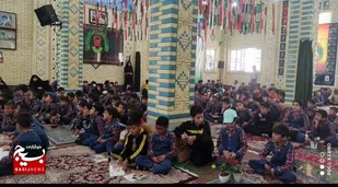 جشنواره کتاب خوانی رضوی در غرب شهرکرد