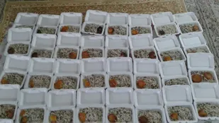 طبخ و پخش ۲۰۰۰ وعده اطعام تبرکی در شاهرود