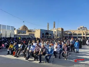 اجتماع و جشن میلاد با حضور خادمین رضوی در شهرکرد