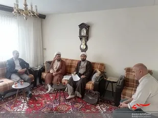 دیدار مسئولان سپاه تبریز با خانواده شهید خانی از شهدای روحانی