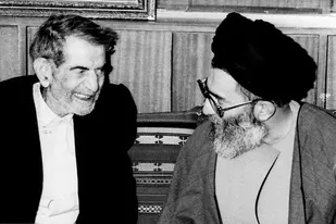 استاد شهریار از ذخایر فرهنگی و معنوی ارزشمند کشور است