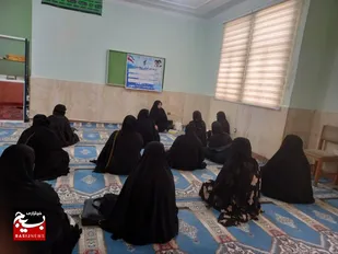 برگزاری نشست جهاد تبیین جنگ ۱۲ روزه در پایگاه مقاومت شهیده خسروی چابهار