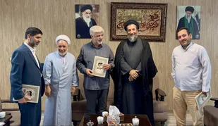 جلسهٔ هماهنگی اختتامیهٔ کنگرهٔ شعر محرم ویژهٔ استان&zwnj;های شمال&zwnj;غرب کشور سال ۱۴۰۴ و اهدای احکام مسئولان کنگره