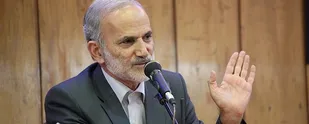 دولت سیاست پولی خود را بر مبنای خام&zwnj;فروشی نفت بنا کرده است