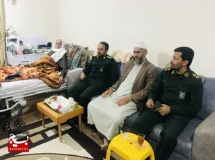 دیدار فرمانده سپاه عسلویه با خانواده شهید ابراهیم ابراهیمی