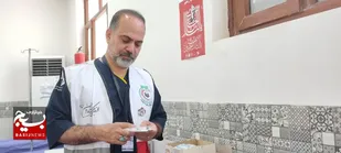فعالیت شبانه&zwnj;روزی موکب درمانی انصارالحسین۲ در مسیر نجف به کربلا / خدمات پزشکی تا اربعین ادامه دارد