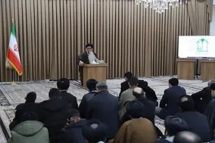 محیت به ذریه سادات راهی برای قرب الهی است