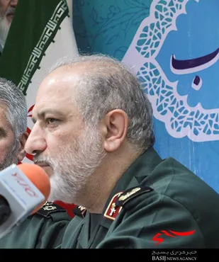 همه ما در برابر حجاب و عفاف به عنوان معروف تکلیف داریم