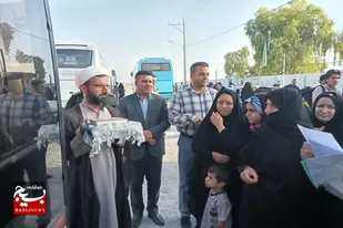 اعزام ۲۵۰نفر از مردم زرین دشت به مراسم سالگرد ارتحال امام خمینی (ره)