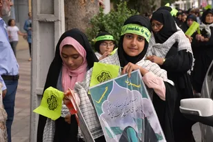 حضور پر شور بیش از 3هزارنفر از خواهران مجبه گرگانی در اجتماع بزرگ مدافعان حریم خانواده/ خانواده شهدای مدافع حرم در این تجمع