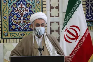 حمایت از شعار های انقلاب از وظایف بسیج است