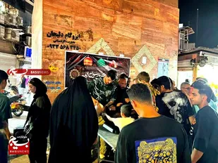 بسیجیان ناشنوا در خیابان سلمان منطقه شرق اهواز؛ نمادی از خدمتی بیکلام و عشقی بی&zwnj;پایان است&zwnj;