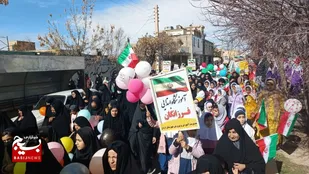 حضور حماسی مردم اردل در راهپیمایی۲۲ بهمن