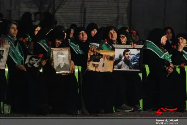 دومین یادواره ٣۵٢ شهید والامقام منطقه رجایی شهر کرج برگزار شد+تصویر