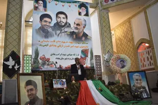 آئین سومین سالگرد دانشجوی شهید امیر حسین قربانی در بهاباد برگزار شد
