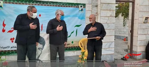 یک محله یک شهید در منزل شهید سیدعلی میرحسینی
