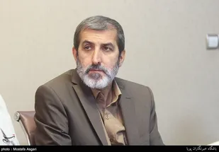 خداوند بزرگترین مینیمالیست است