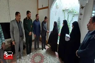 دیدار بسیجیان حوزه علی بن ابیطالب(ع) ملایر با خانواده شهدای سادات