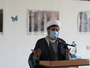 الگوی دفاع مقدس نشان داد با تدابیر ولایت و حضور در صحنه مردم همه مشکلات قابل حل است