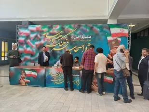 آغاز رأی&zwnj;گیری در شعبه سیار اخذ رأی اصحاب فرهنگ،&zwnj; هنر و رسانه در تبریز