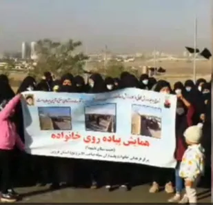 خانواده، اساسی ترین محور در تمدن نوین اسلامی است