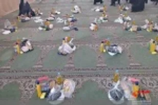 توزیع ۲۰ بسته معیشتی توسط حوزه زکیه(س) ناحیه زاهدان
