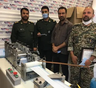 ساخت دستگاه تولید ماسک به همت بسیجیان ناحیه مالک اشتر