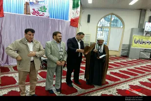 تجلیل از بسیجیان نمونه و فعالان فرهنگی نهاوند