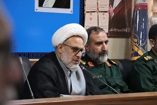 همایش از حوزه تا سنگر ؛ تجلیل از روحانیون رزمنده و ایثارگر استان گلستان برگزار شد