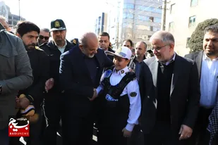 حضور مقتدر دهه هشتادی&zwnj;ها و نودی&zwnj;های انقلاب در راهپیمایی ۲۲ بهمن البرز به روایت تصویر