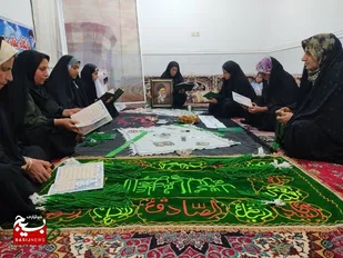 ختم جزخوانی قرآن کریم وسفره صلوات توسط بسیجیان پایگاه هاجر سمل تنگستان
