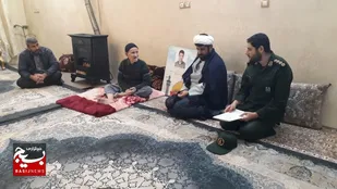 &nbsp;دیدار مسئول دفتر نمایندگی ولی&zwnj;فقیه در ناحیه مالک&zwnj;اشتر مشهد با خانواده شهدا