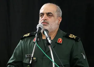 مهم ترین انتظار شهدا از ما پیروی از ولی فقیه است