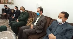 دیدار مدیر آموزش و پرورش بردسکن و فرمانده سپاه ناحیه بردسکن با خانواده شهید مدافع سلامت علی حاجی پور