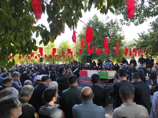 تجدید بیعت دانشگاهیان دزفول با شهید گمنام