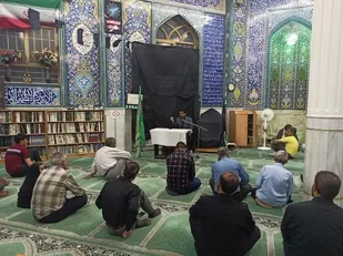 برگزاری نشست&zwnj; بصیرتی و جهاد تبیین توسط رزمندگان گردان ۱۰۵ امام حسین(علیه السلام)