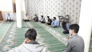 برگزاری حلقه صالحین شهید فخری زاده با حضور امام جمعه سیراف