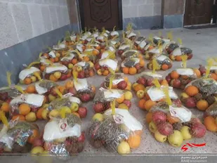 کمک به نیازمندان توسط گروه جهادی حضرت جوادالائمه (ع)