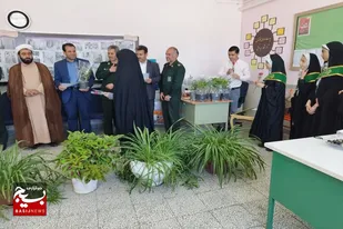 دیدار فرمانده سپاه ناحیه رزن با مدیر و کارکنان آموزش و پرورش منطقه سردرود و دمق